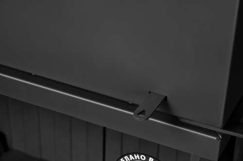 Камин МАДРИД на дровнике Гигант слева черный шамот подовый